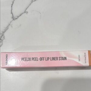 ❤️NWT- Veldoro- Lip Liner Stain